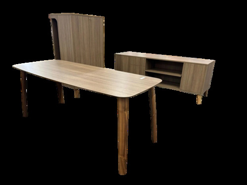 Pre-Owned Private Office - Image 1