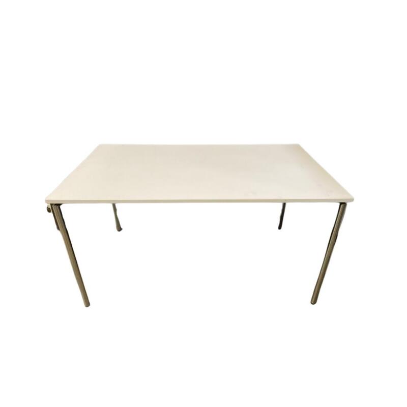 Folding Table - Image 1