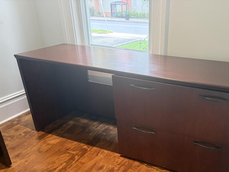 Haworth-Lunstead Mahogany Laminate with filing cabinet - Thumbnail 2
