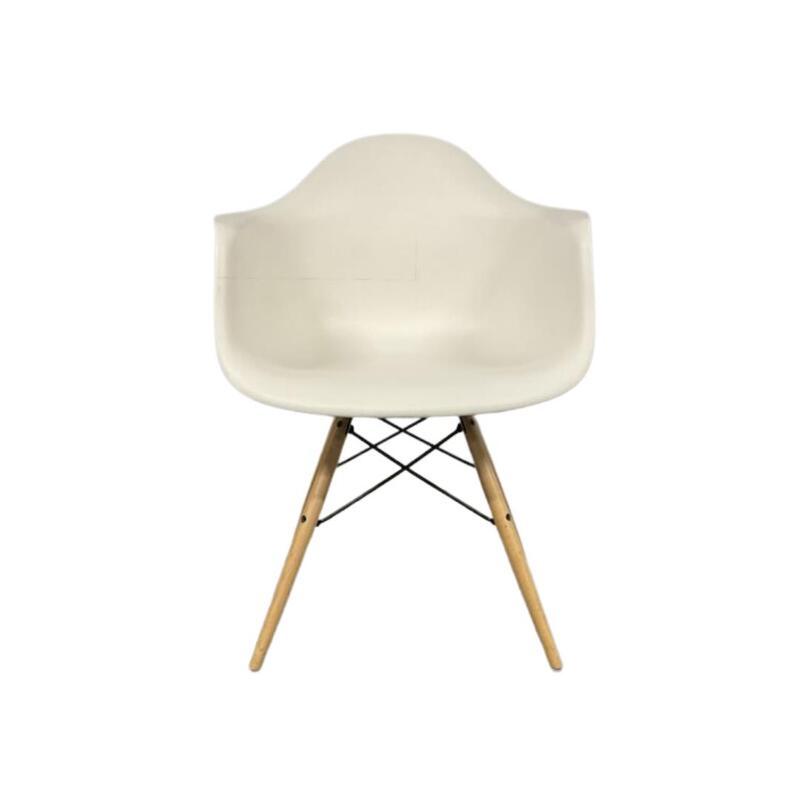 Eames Molded Plastic Armchair - Image 1
