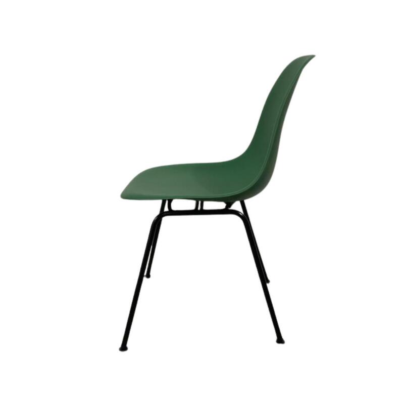 Eames Molded Plastic Chair - Thumbnail 3