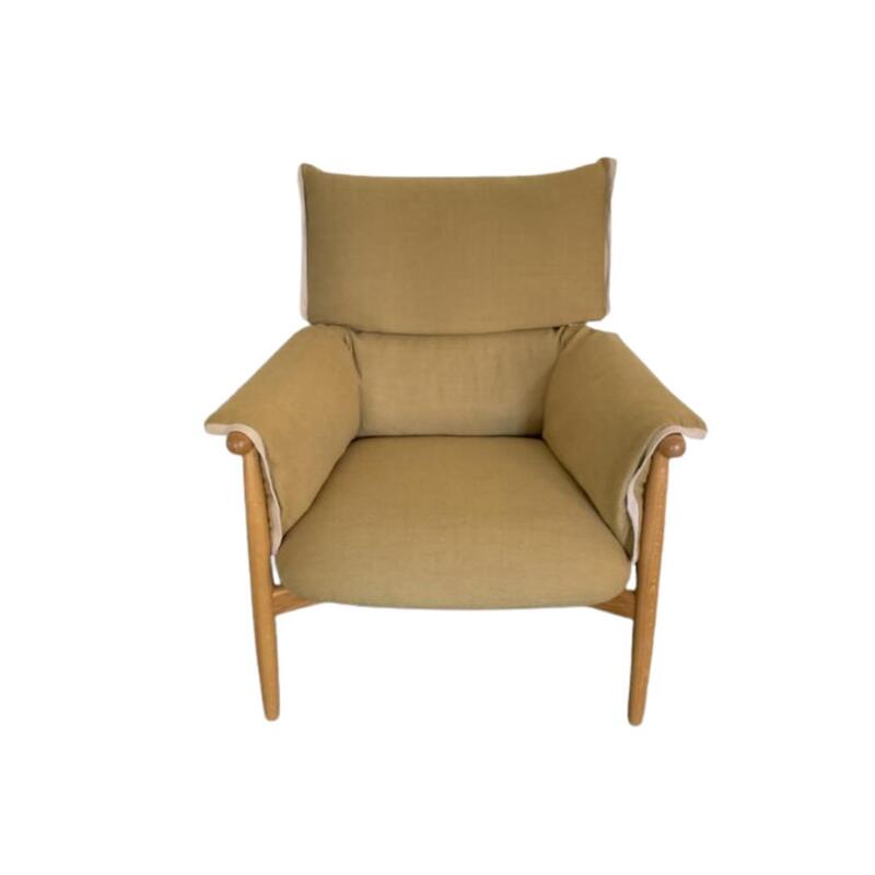 Embrace Lounge Chair - Image 1