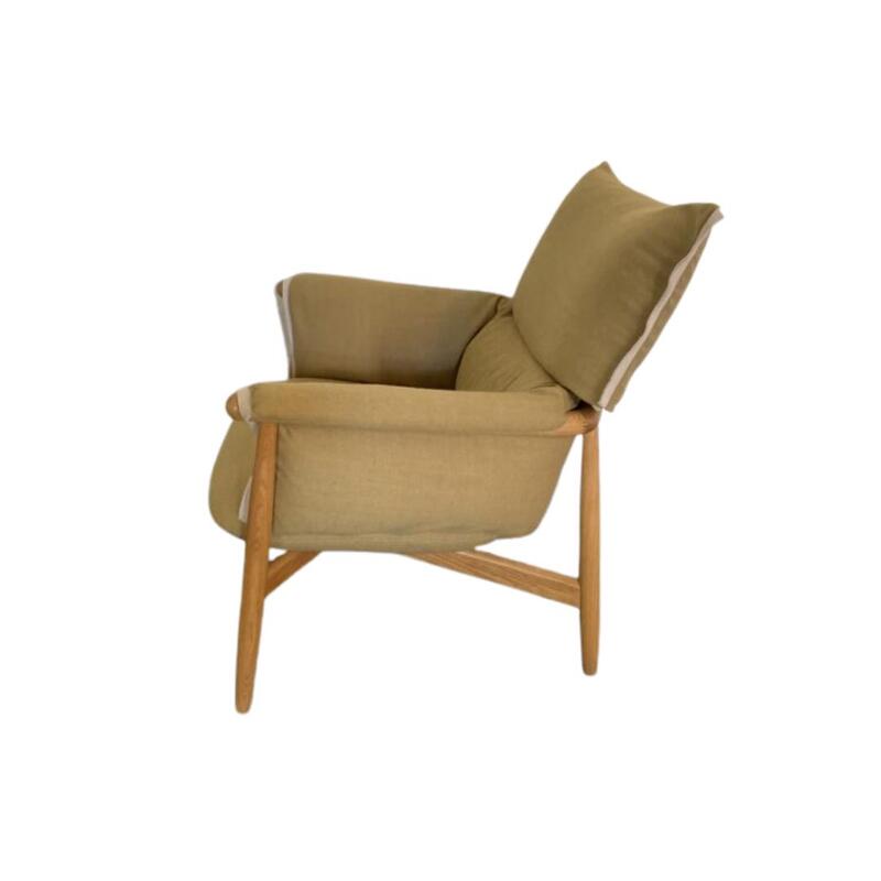 Embrace Lounge Chair - Thumbnail 3