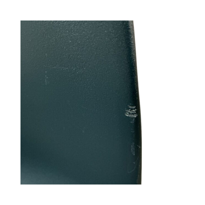 Form Chair - Thumbnail 5