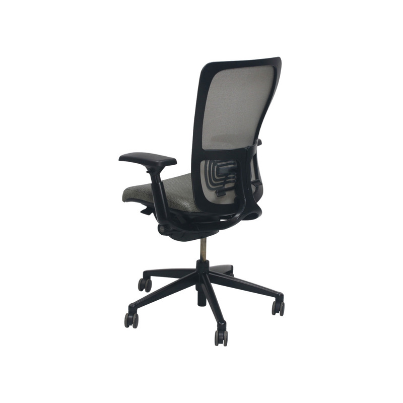 Zody Classic Mesh Back Used Task Chair - Thumbnail 3