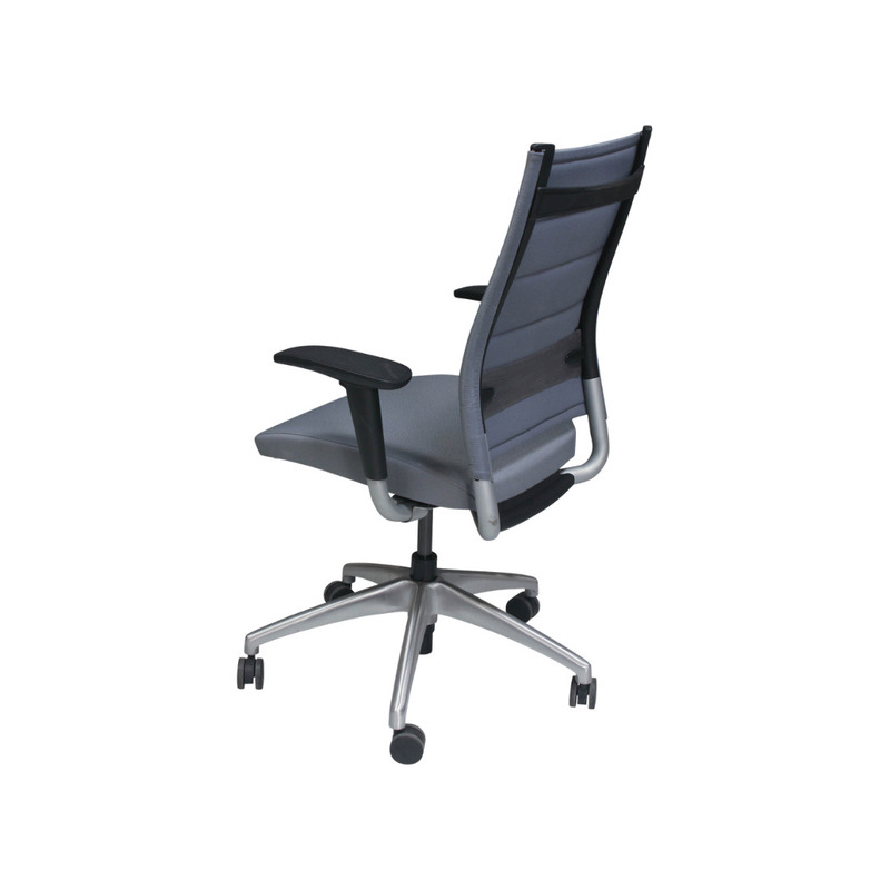 Wit High Back Used Task Chair w Aluminum Base - Thumbnail 3