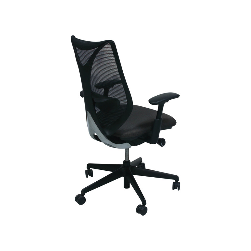 Sabrina Used Mesh Back Task Chair - Thumbnail 2