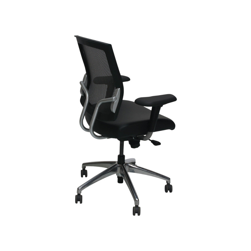 Focus Used Graphite Mesh Back Task Chair w Aluminum Base - Thumbnail 2