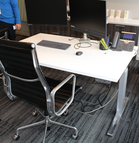 'Motia' Sit-to-Stand Table 54X30 - Thumbnail 2