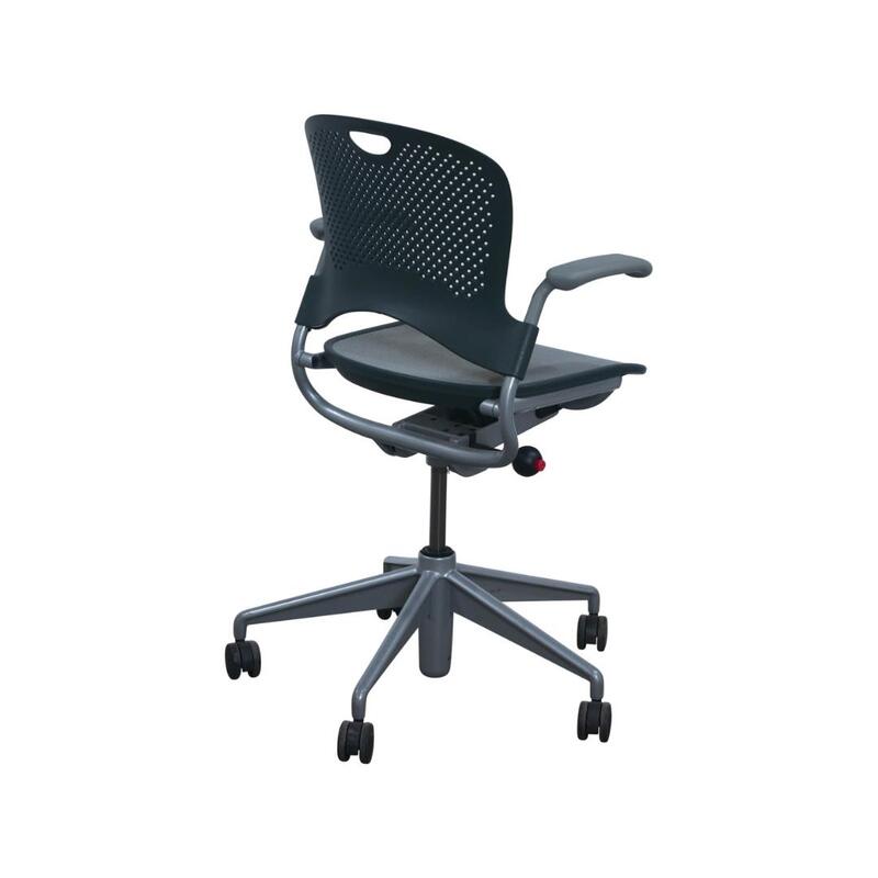 'Caper' Used Conference Chair - Thumbnail 2