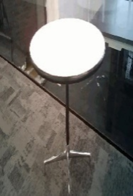 Round Contract Table - Image 1