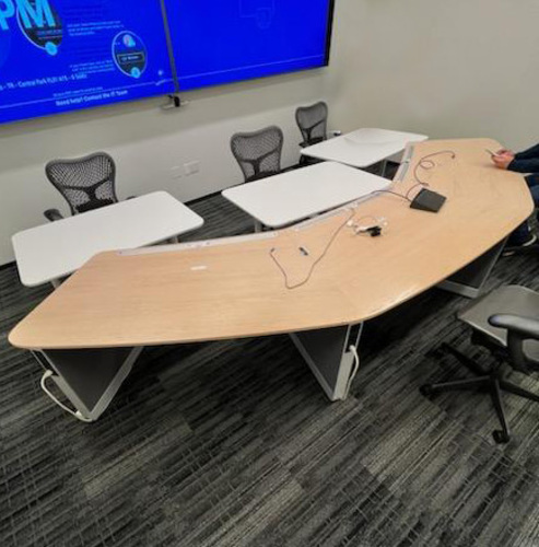 'Telepresence' TX-9000 Table  - Thumbnail 2