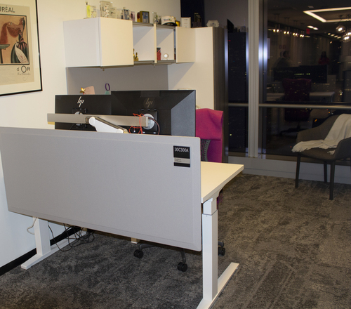 'Canvas' and 'Tu' Workstation Typical (WS-C300A) - Thumbnail 2