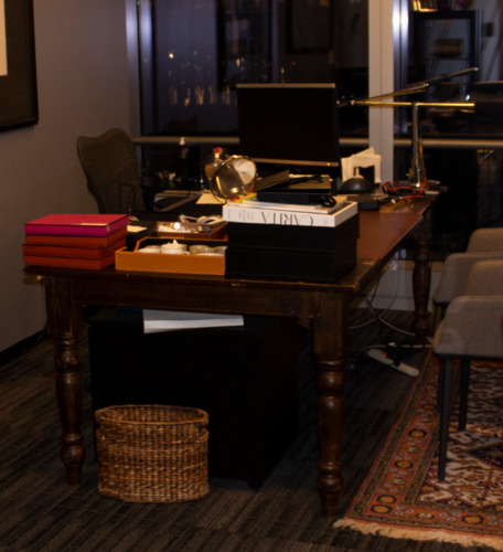 Custom Executive Table - Thumbnail 2