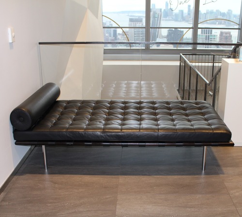 'Barcelona' Day Bed - Thumbnail 2