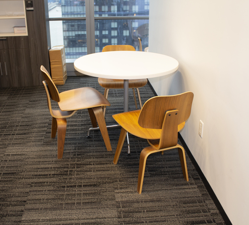 Eames Molded Plywood Lounge Chair - Thumbnail 4