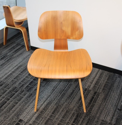 Eames Molded Plywood Lounge Chair - Thumbnail 2