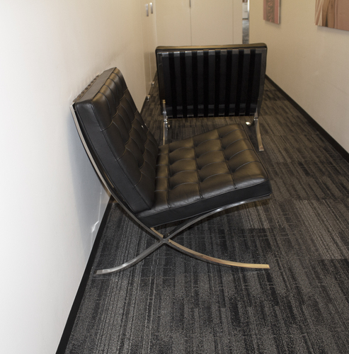 'Barcelona' Chair - Thumbnail 2