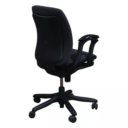 'Amicus Synchro' Conference Chair - Thumbnail 3