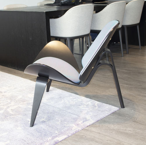 'Shell' Chair by Hans J. Wegner (CH07) - Thumbnail 3
