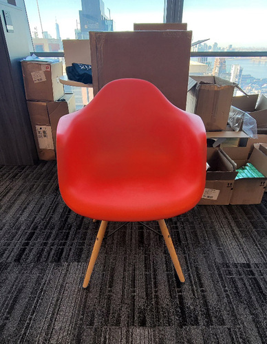 Replica Eames Molded Plastic Arm Chair - Thumbnail 2