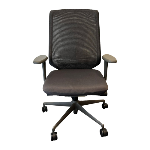 ID 'Cloud' Task Chair with Arms - Image 1