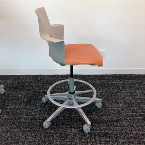 Turnstone 'Shortcut' Five-Star Stool - Thumbnail 3