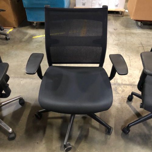 'Wit' Task Chair  - Thumbnail 2