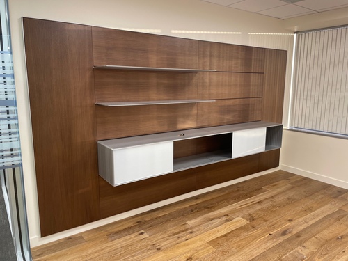 Executive Private Office - Wall Unit - Thumbnail 3