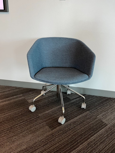'Pitch' Meeting Chair - Thumbnail 2