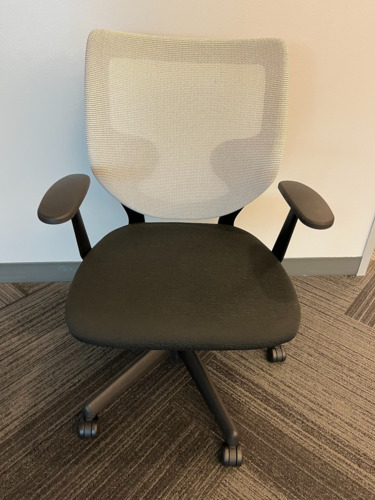 'SIMPLE' Conference Chair - Thumbnail 2