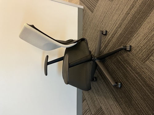 'SIMPLE' Conference Chair - Thumbnail 3