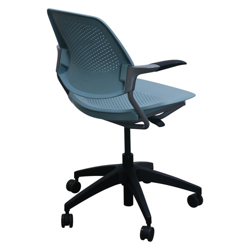 'Inspire' Conference Chair - Thumbnail 2