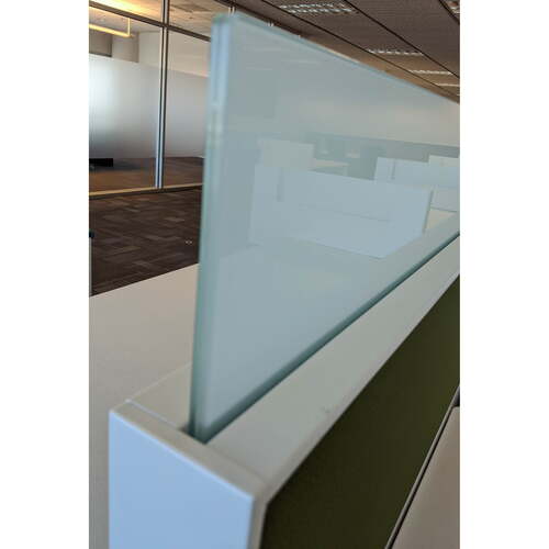 'Answer' Cubicle w/ Glass (5x2.5, Sold in Pods) - Thumbnail 10
