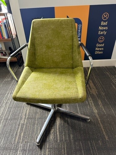 'Nios' Guest Chair with Arms & Metal Swivel Base - Thumbnail 2