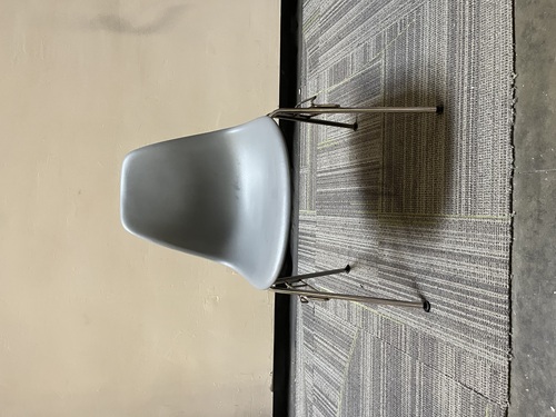 Eames Molded Plastic Side Chair - Thumbnail 8