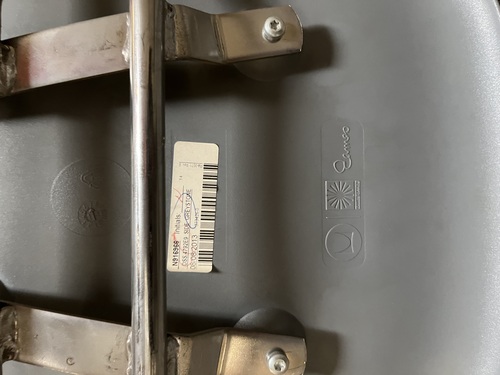 Eames Molded Plastic Side Chair - Thumbnail 12