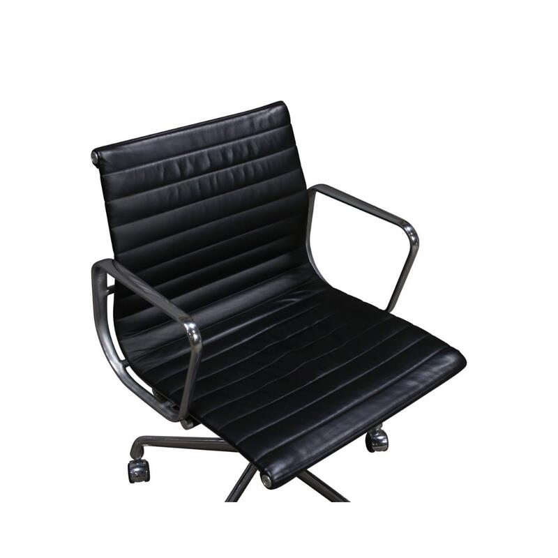 Eames Aluminum Group Management Chair - Thumbnail 5