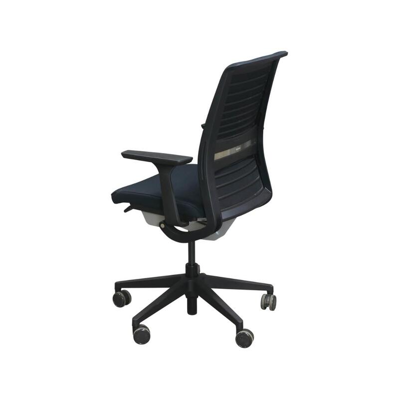 'Think' V2 Conference Chair - Thumbnail 3