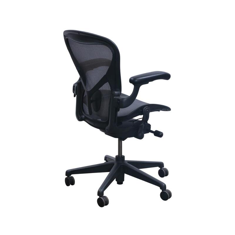 'Aeron' Remastered V2 Posturefit Size C Task Chair - Thumbnail 2