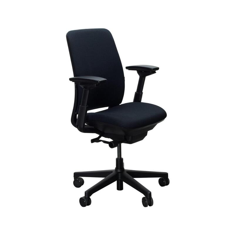 'Amia' Used Task Chair - Image 1