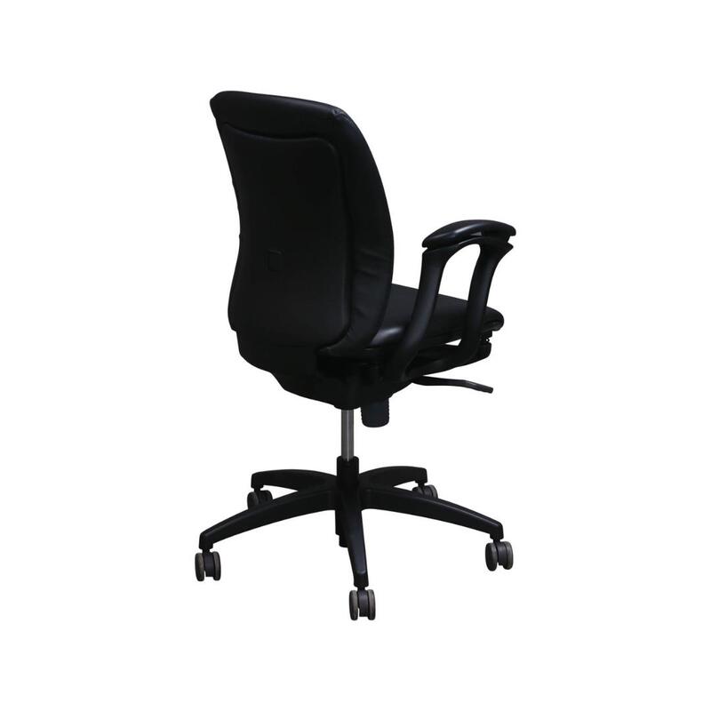 Amicus Synchro PU Leather Conference Chair - Thumbnail 2
