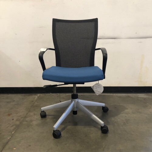 'X99' Task Chair - Thumbnail 2