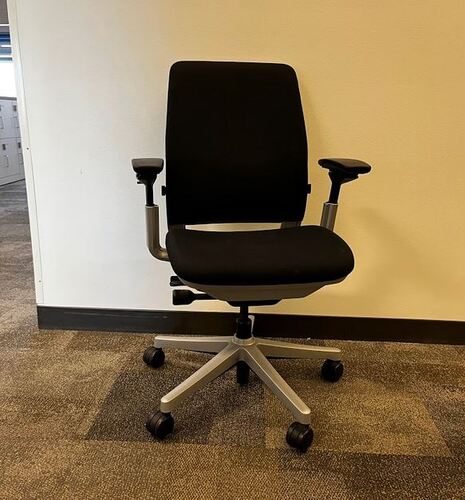 'Leap' Task Chair - Thumbnail 2