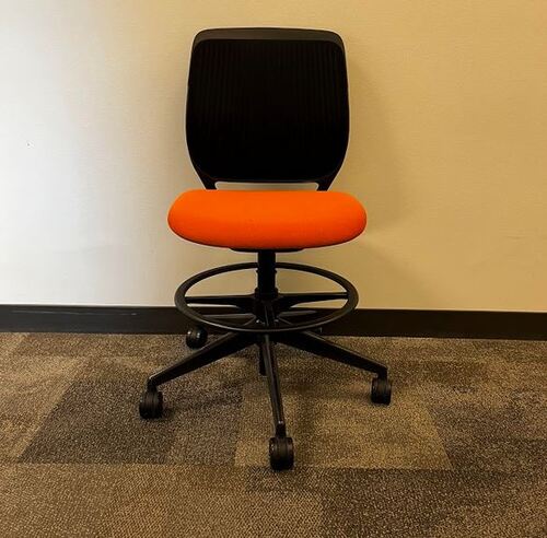 'Cobi' Stool (Armless) - Thumbnail 2