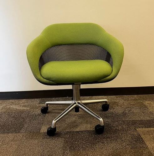 'SW1' Conference Chair - Thumbnail 2
