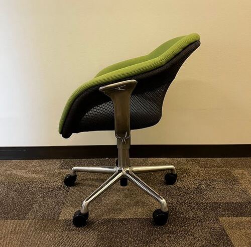 'SW1' Conference Chair - Thumbnail 3