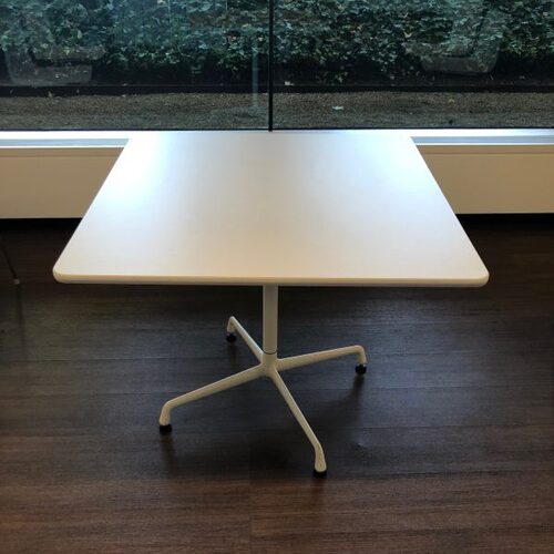 'SW1' Café Table - Thumbnail 2