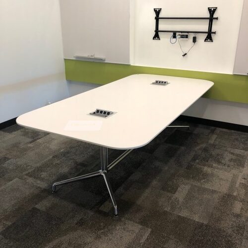 'SW1' Conference Table - Thumbnail 2