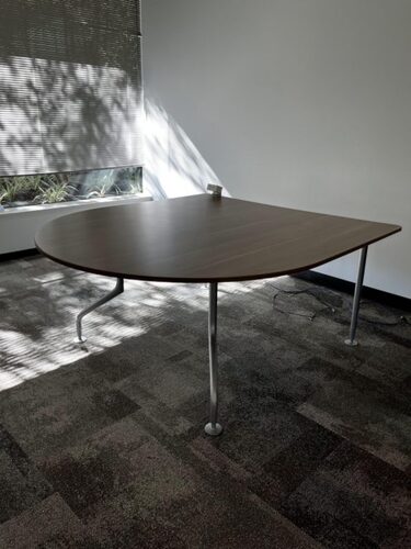 'Huddle' D-Shape Table - Thumbnail 2